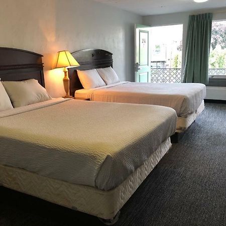 Portland Super Value Inn מראה חיצוני תמונה