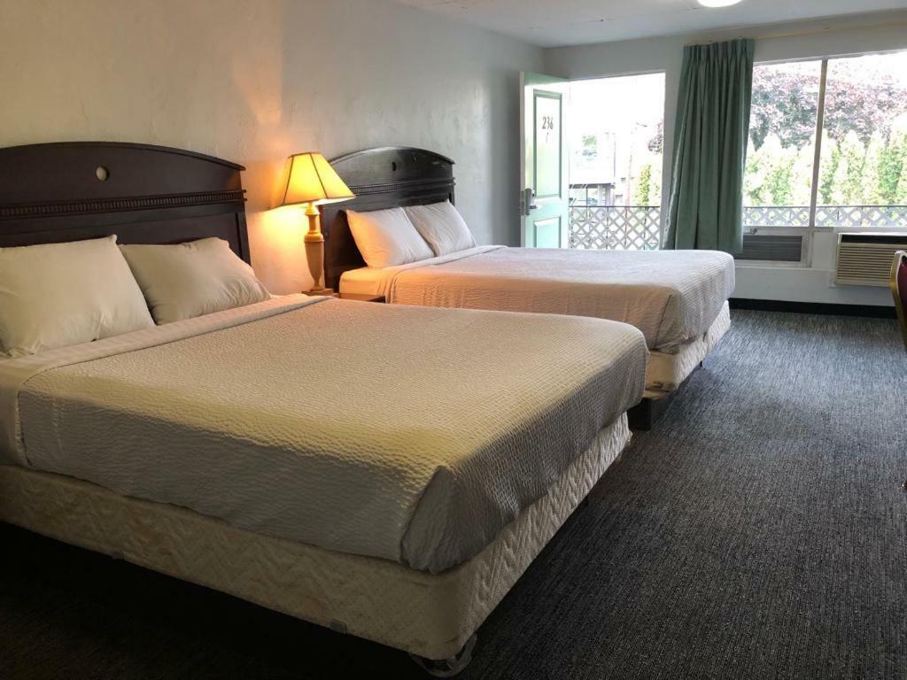 Portland Super Value Inn מראה חיצוני תמונה